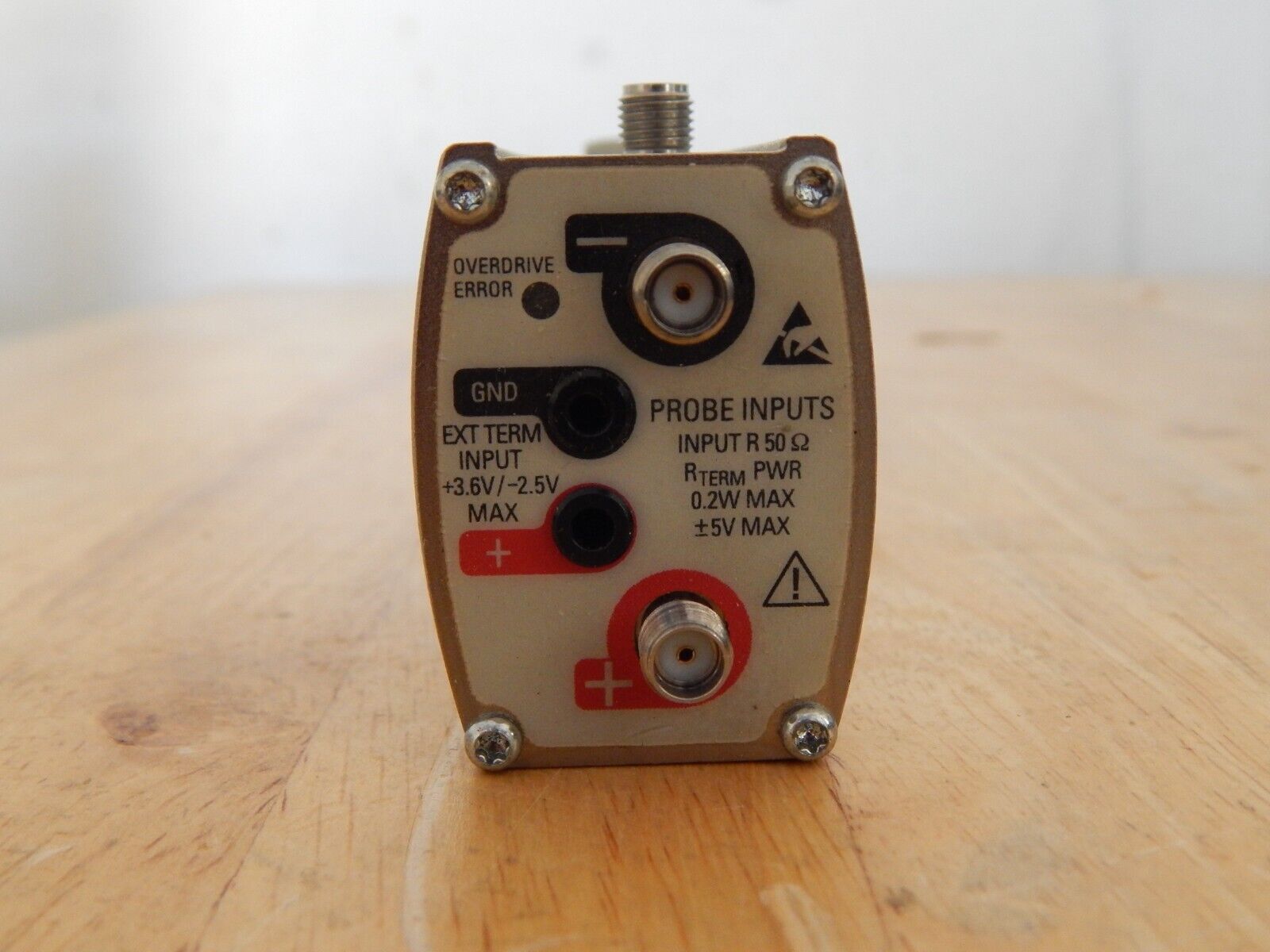 Tektronix P7313SMA differential input probe Tektronix P7313SMA differential input probe
